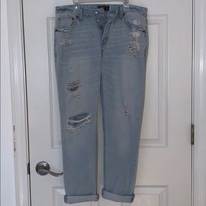 Abercrombie & Fitch Boyfriend Jeans